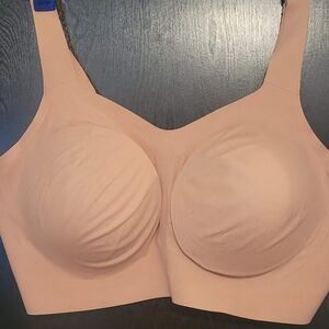 EVELYN & BOBBIE The Beyond Bra. IYKYK! Everyday Seamless Wireless Bra